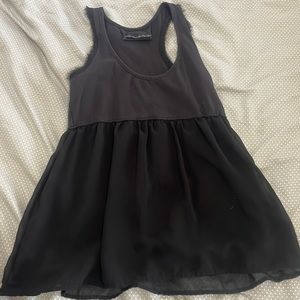 2 matching tank tops great for layering